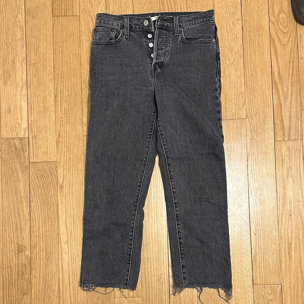 Levi's Wedgie Charcoal Straight Jeans - Size 25 - Picture 3 of 8